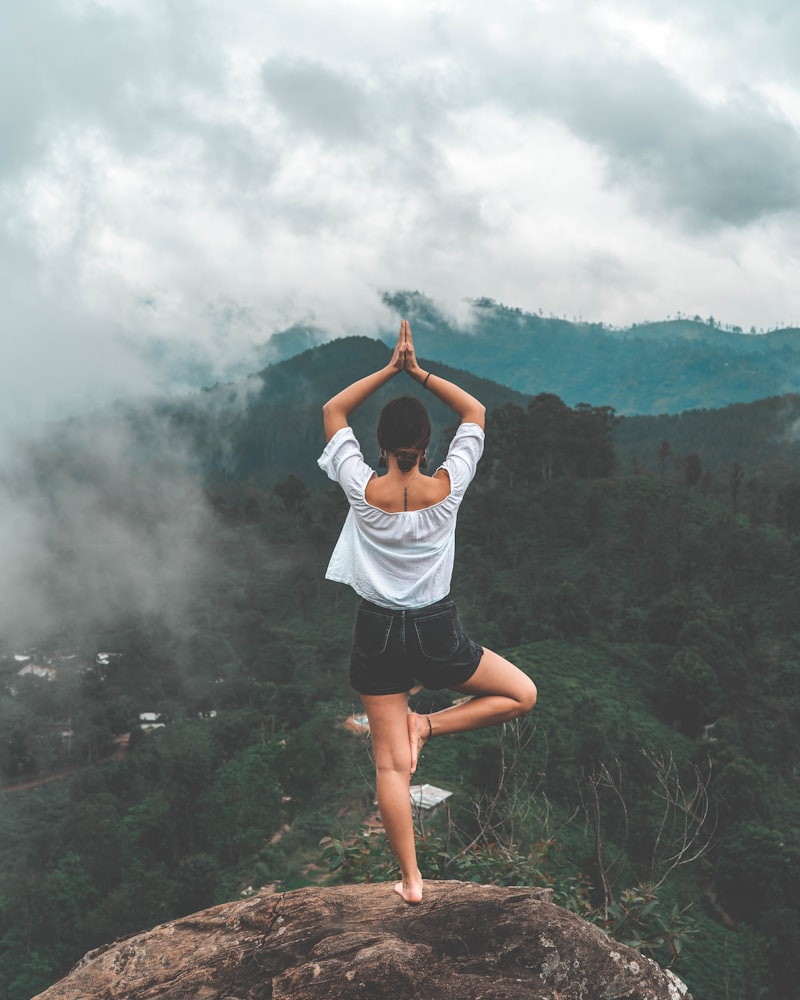 Interiér Serenity Yoga Studio - moderní a klidné prostory pro cvičení jógy